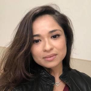 Meet your Posher, Yadira